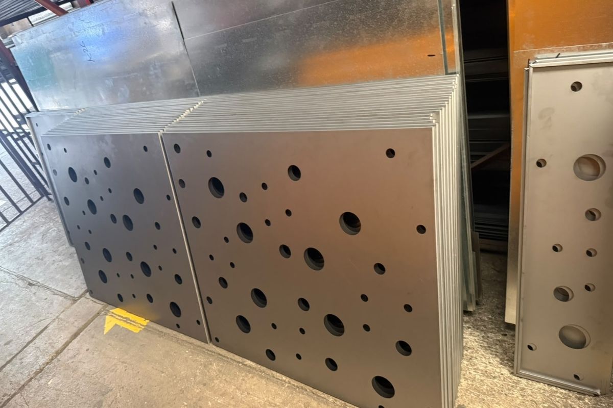 piezas metalicas en cota